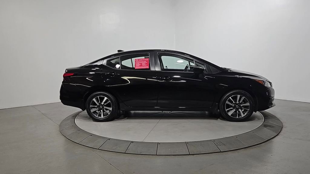 Used 2022 Nissan Versa SV w/ Trunk Package image 7