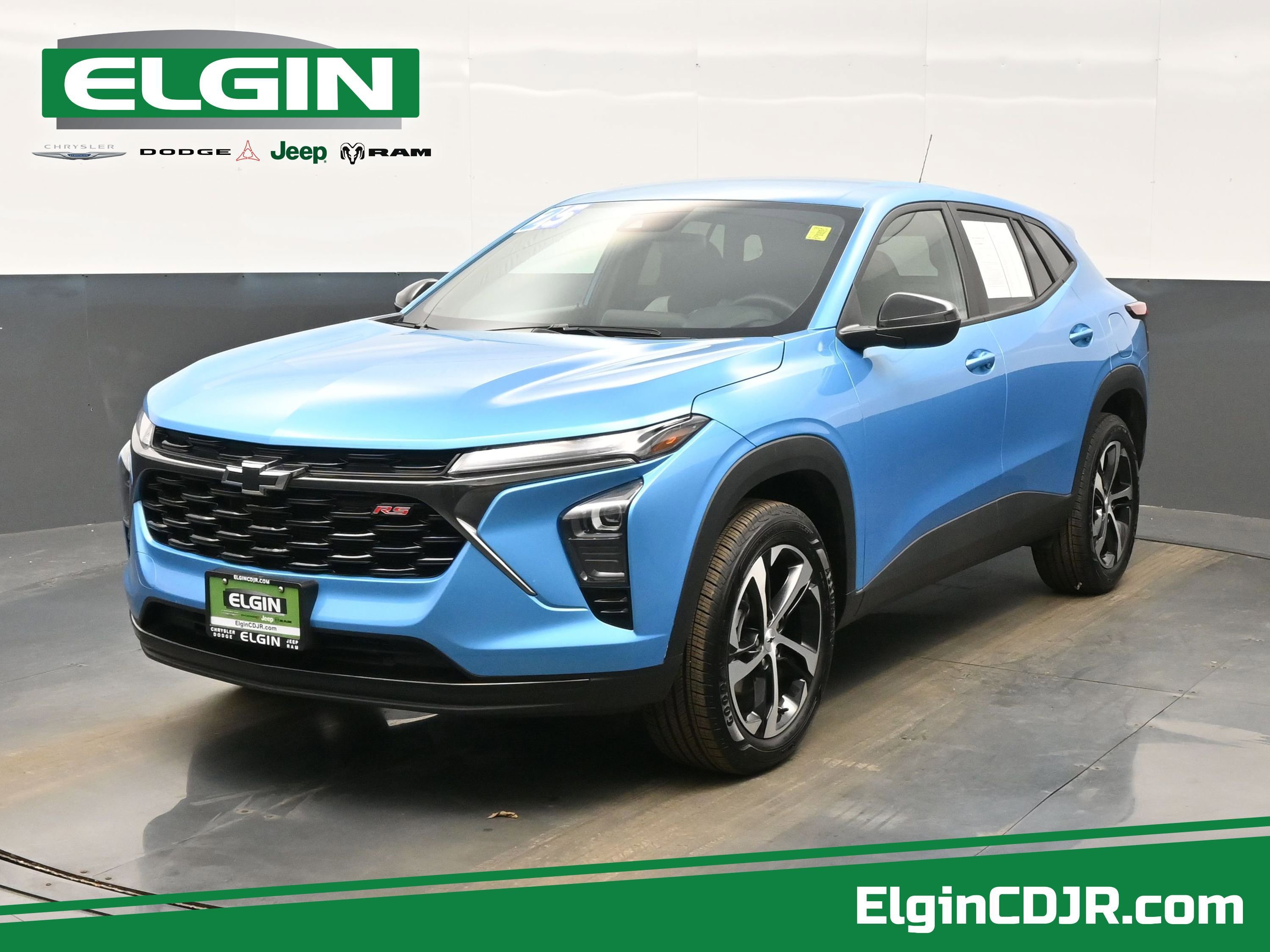 Used 2025 Chevrolet Trax RS w/ Driver Confidence Package image 1