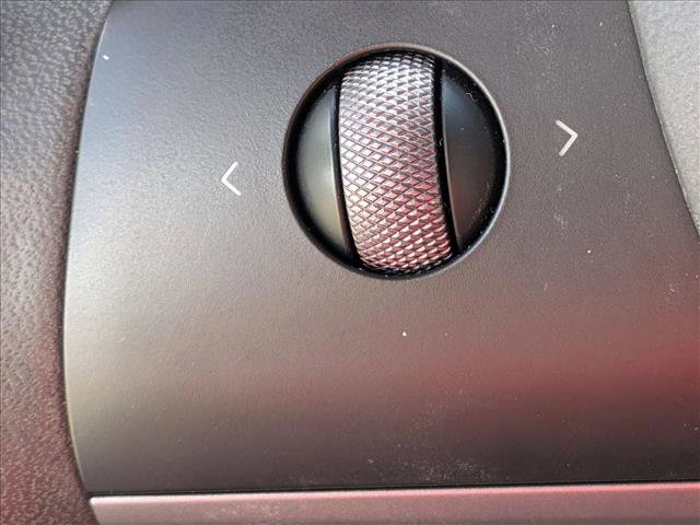 Used 2022 Tesla Model 3 Standard Range image 9