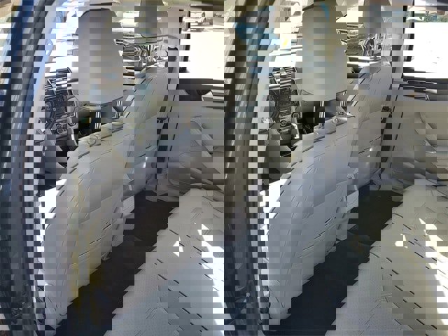 Used 2018 Volkswagen Passat 2.0T R-Line image 10