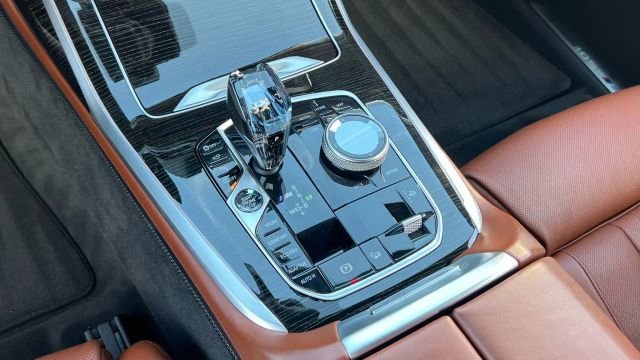 Used 2020 BMW X7 M50i image 96