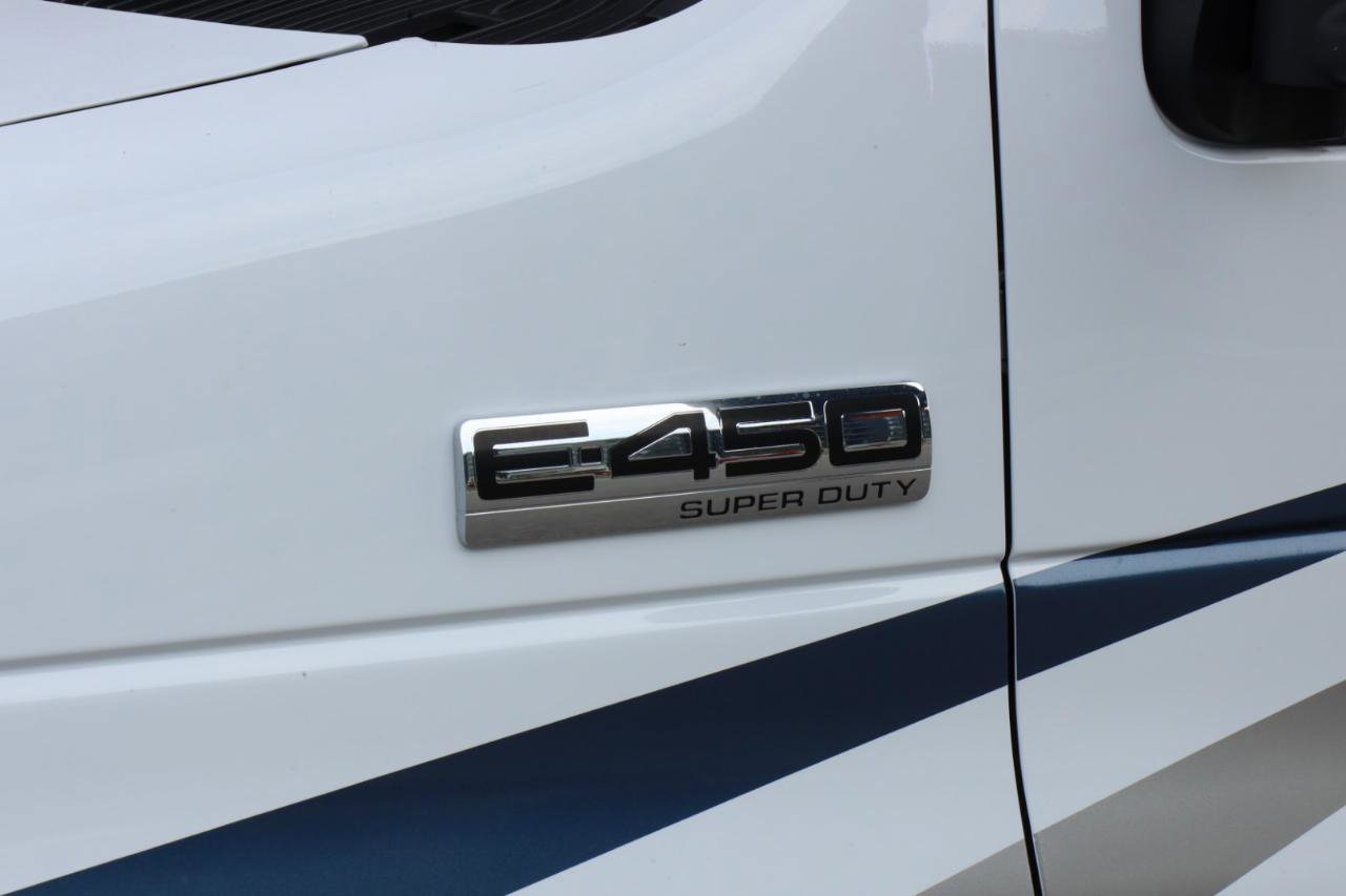 Used 2022 Ford E-450 and Econoline 450 Super Duty w/ Motorhome Prep Package RWD image 22