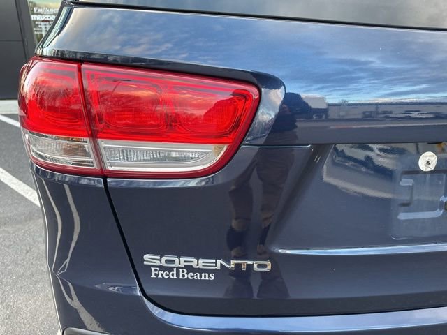 Used 2018 Kia Sorento LX image 8