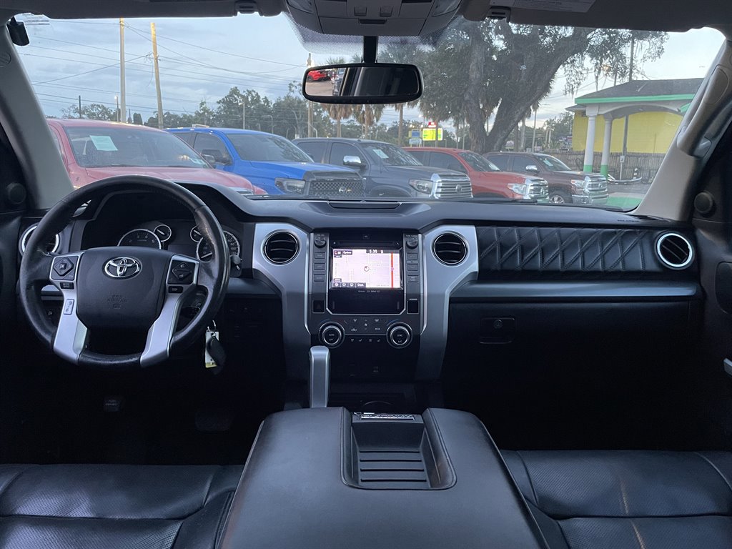 Used 2016 Toyota Tundra Platinum image 3