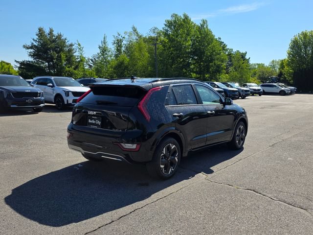New 2026 Kia Niro Wave w/ Wave Preserve Package FWD image 7