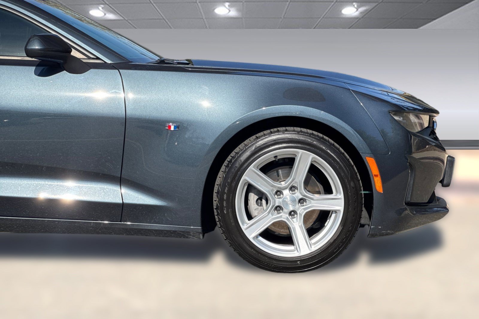 Used 2023 Chevrolet Camaro LT RWD image 35