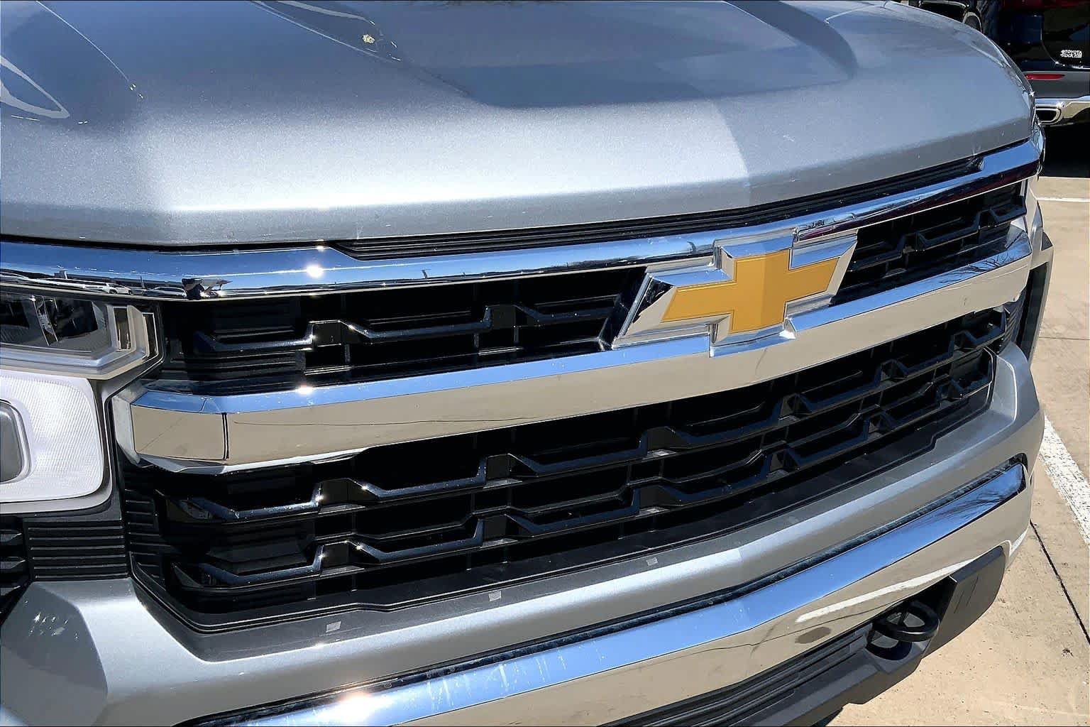 Used 2025 Chevrolet Silverado 1500 LT AWD/4WD image 52