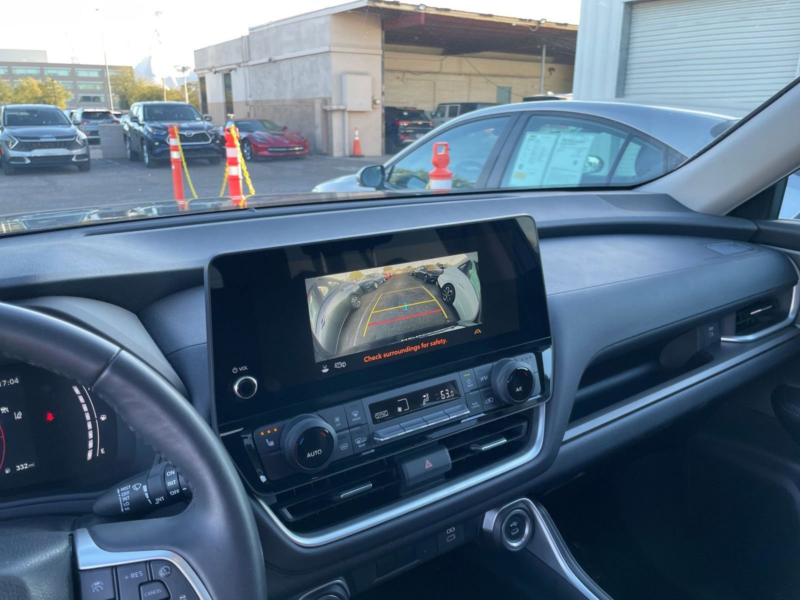 Used 2025 Toyota Grand Highlander FWD image 25