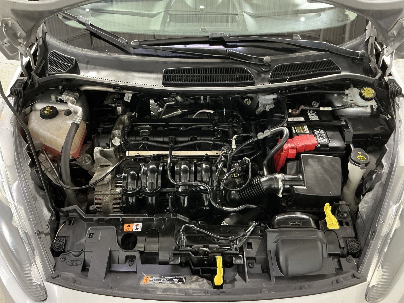 Used 2017 Ford Fiesta SE image 33