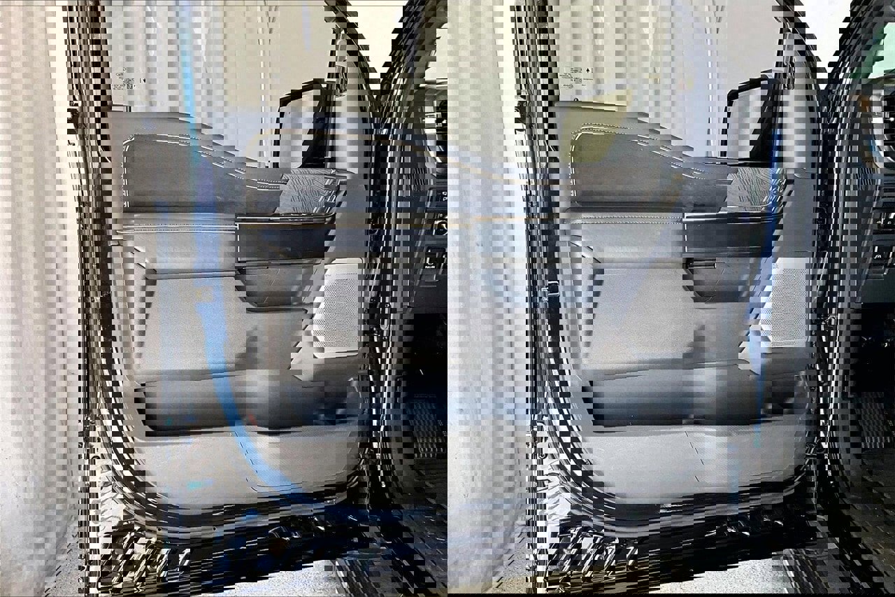 Used 2022 Ford F150 Platinum w/ Equipment Group 701A High image 21