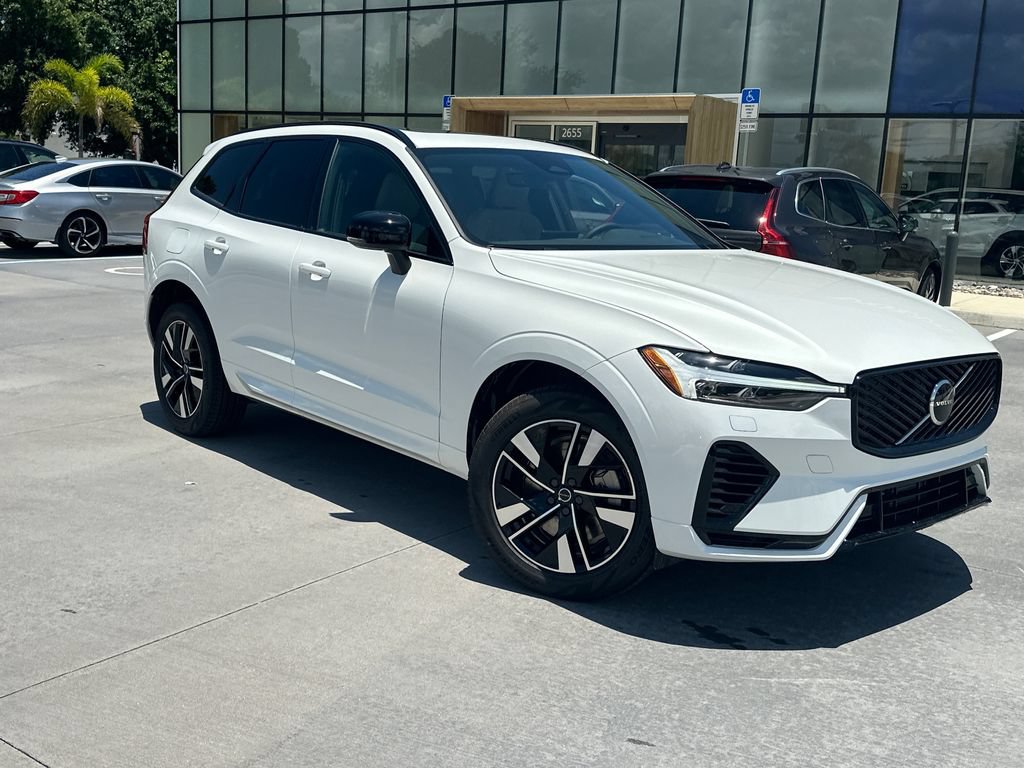 New 2026 Volvo XC60 T8 Core w/ Climate Package AWD/4WD image 2