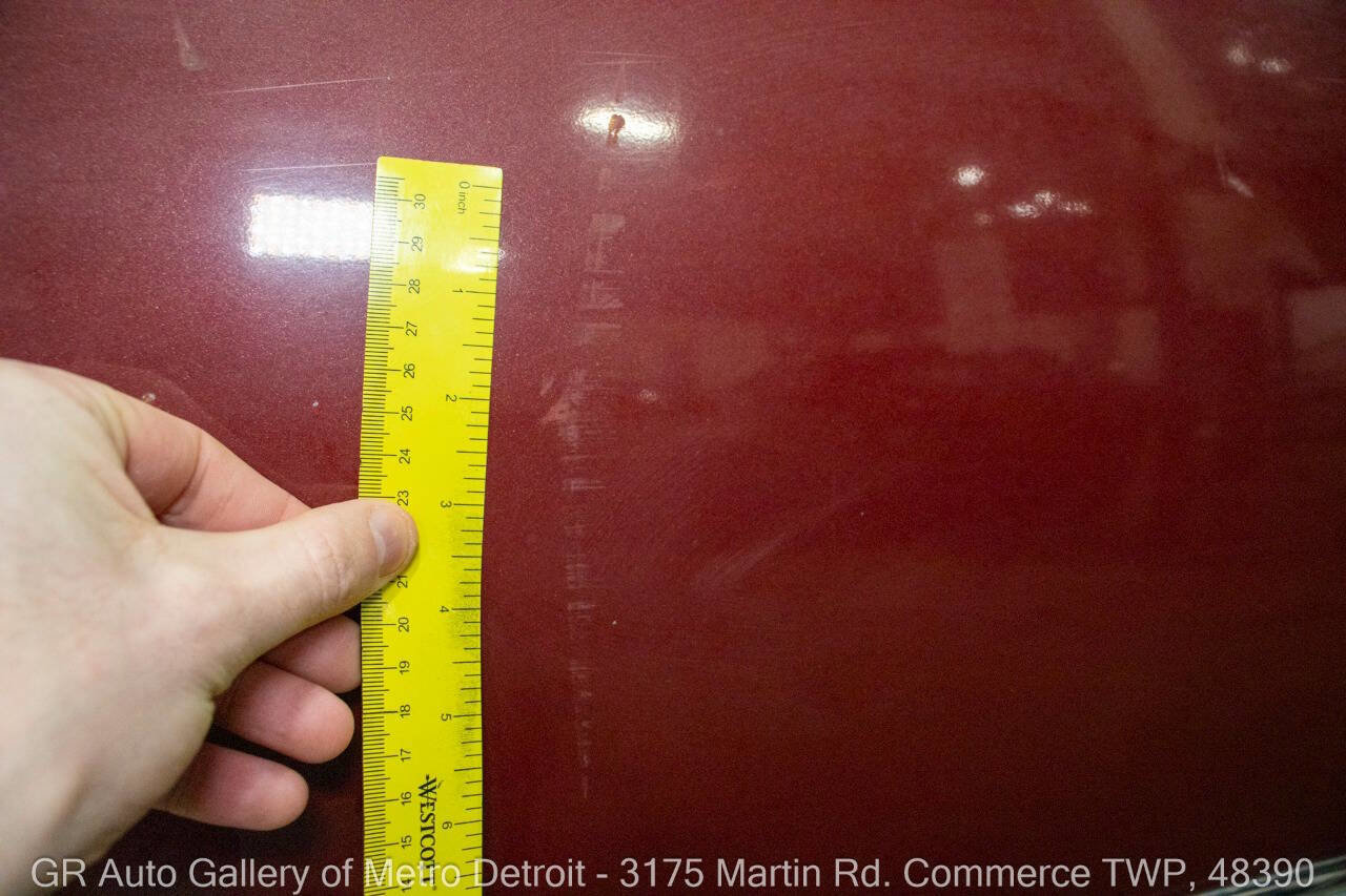 Used 1990 Cadillac Brougham image 31