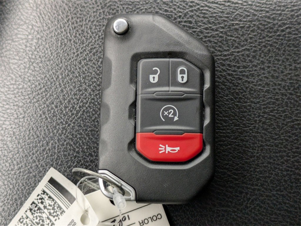 Used 2022 Jeep Gladiator Sport image 32