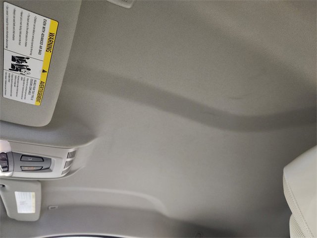 Used 2016 BMW i8 image 26