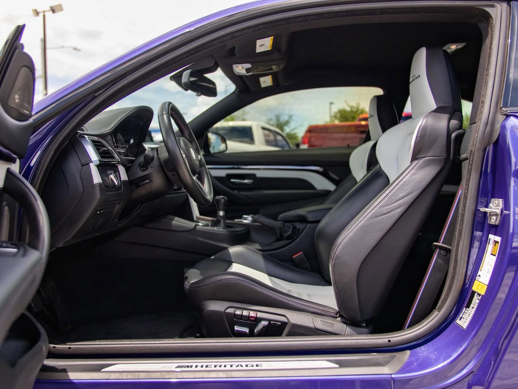 Used 2020 BMW M4 Coupe RWD image 33