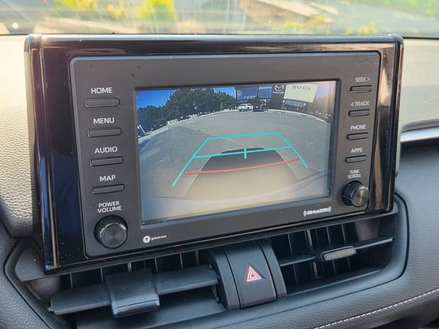 Used 2022 Toyota RAV4 XLE w/ Convenience Package FWD image 23
