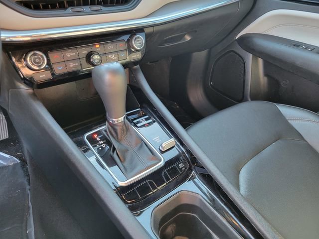 Used 2024 Jeep Compass Limited image 32