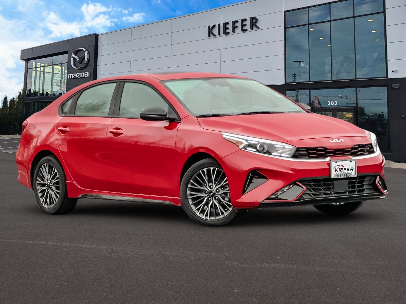 Used 2024 Kia Forte GT-Line w/ GT-Line Premium Package image 2