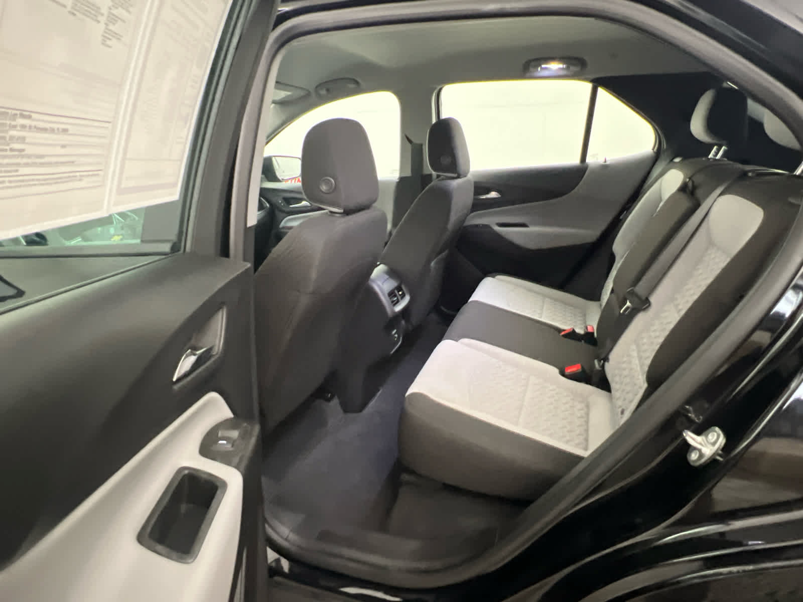 Used 2023 Chevrolet Equinox LS AWD/4WD image 5
