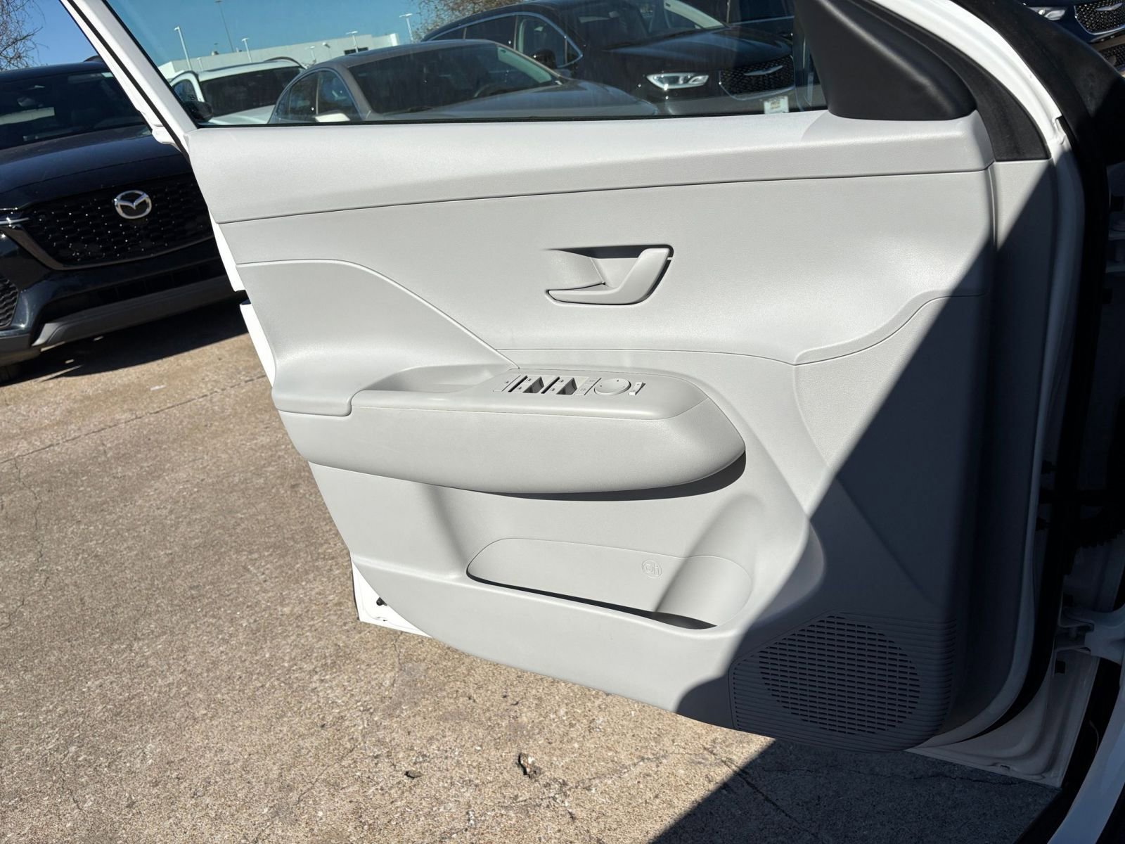 Used 2025 Hyundai Kona SEL image 20