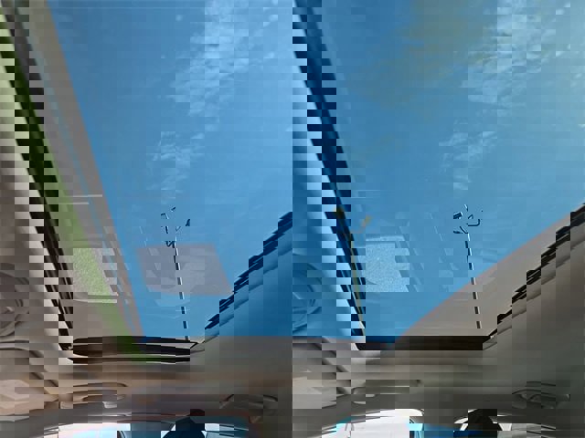 Used 2021 Genesis G70 2.0T w/ Elite Package image 25