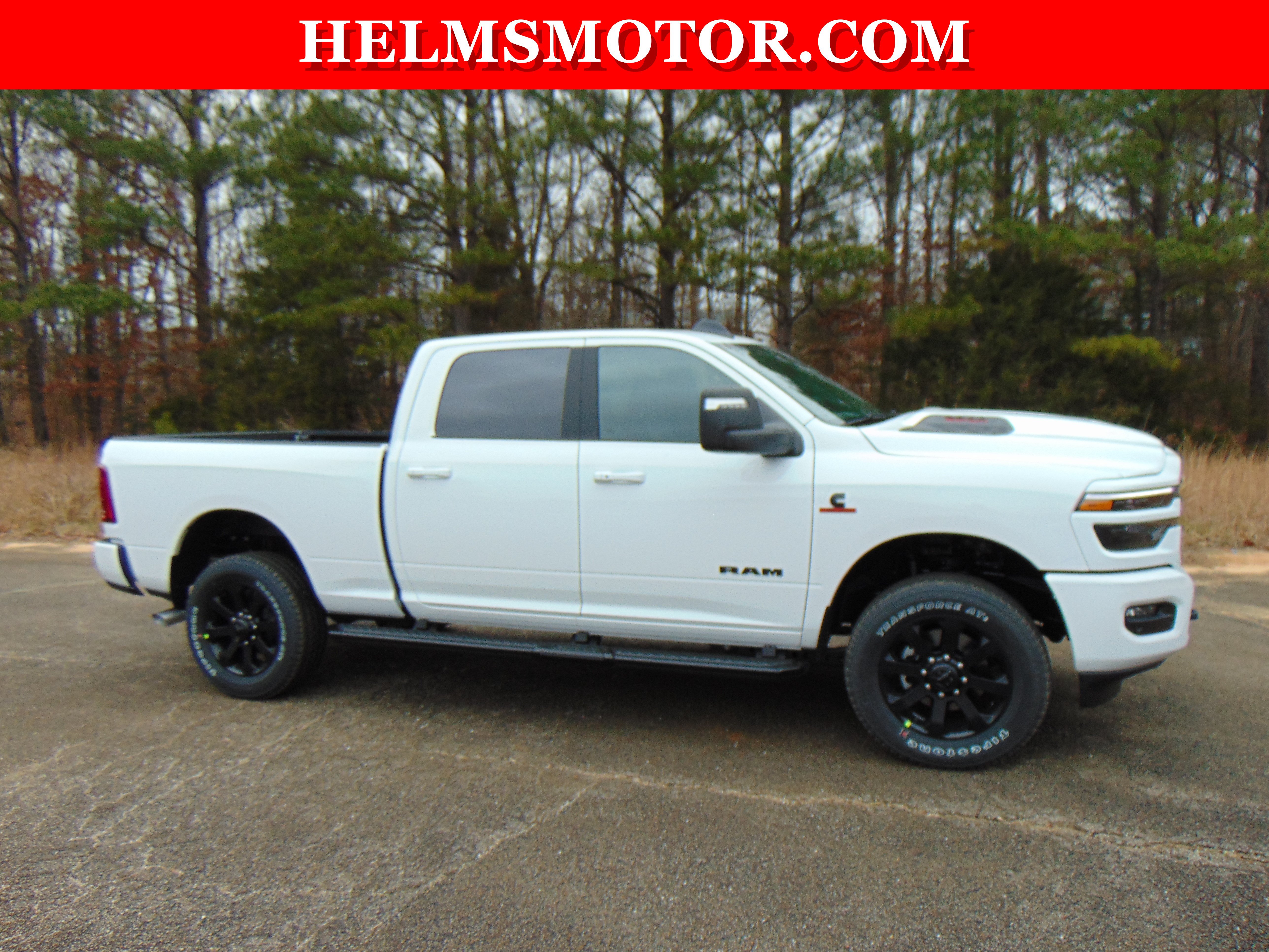 New 2026 RAM 2500 Laramie AWD/4WD image 16