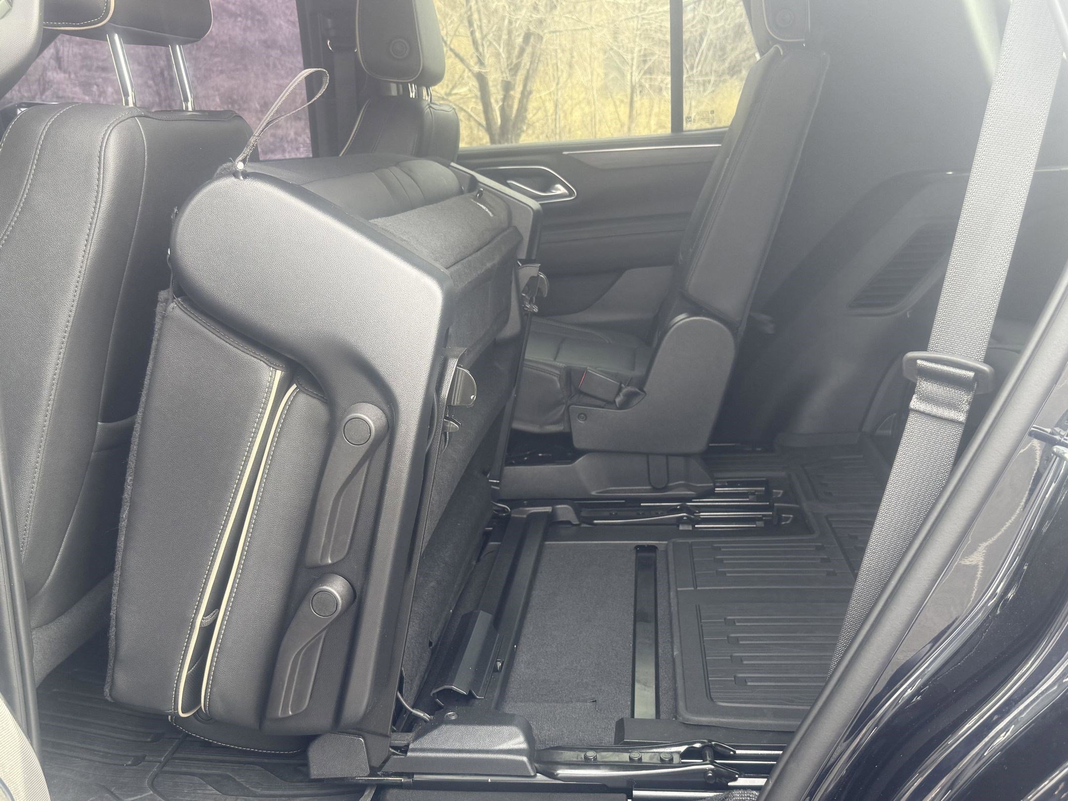 Used 2022 GMC Yukon SLT image 33