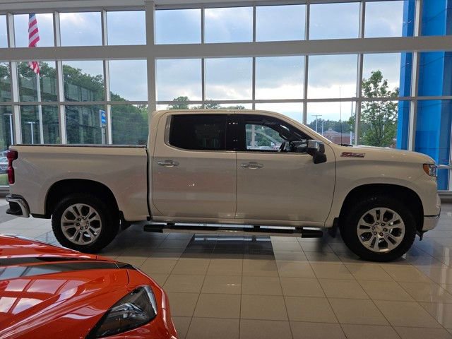 New 2025 Chevrolet Silverado 1500 LTZ image 22