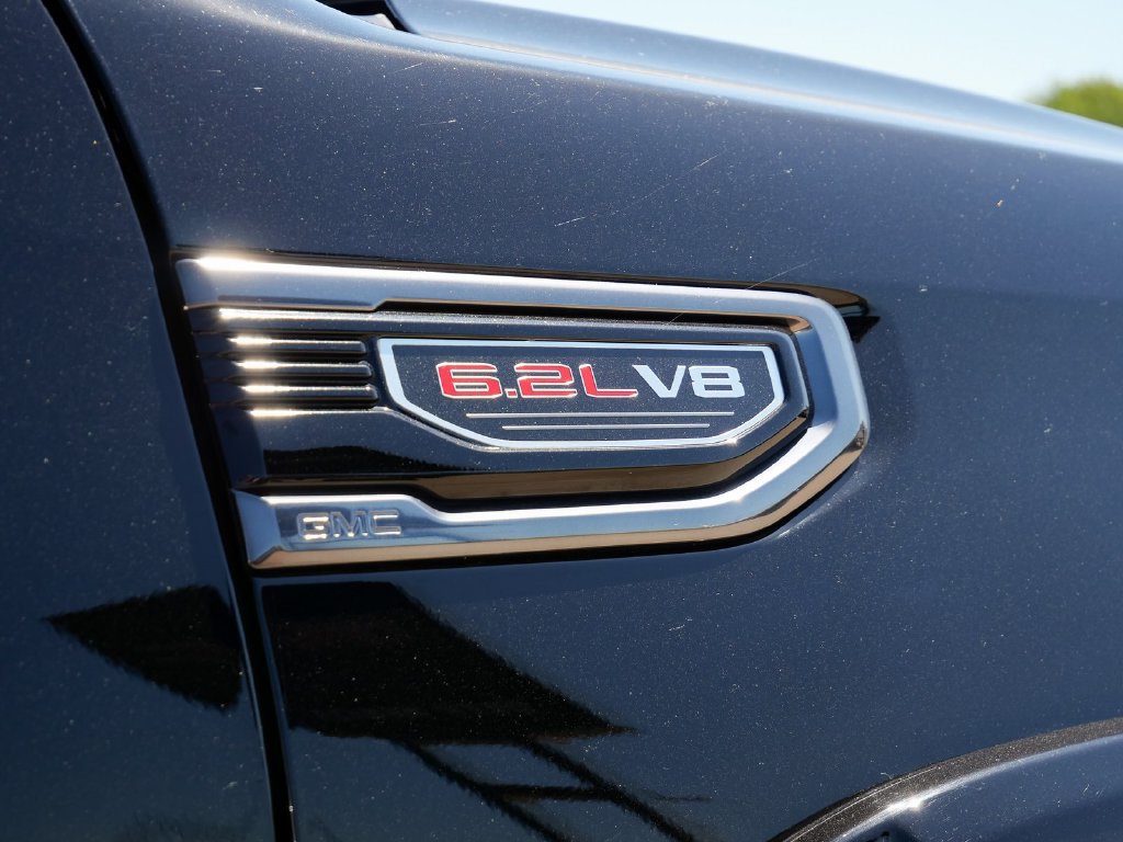 Used 2020 GMC Sierra 1500 AT4 w/ AT4 Premium Package AWD/4WD image 12