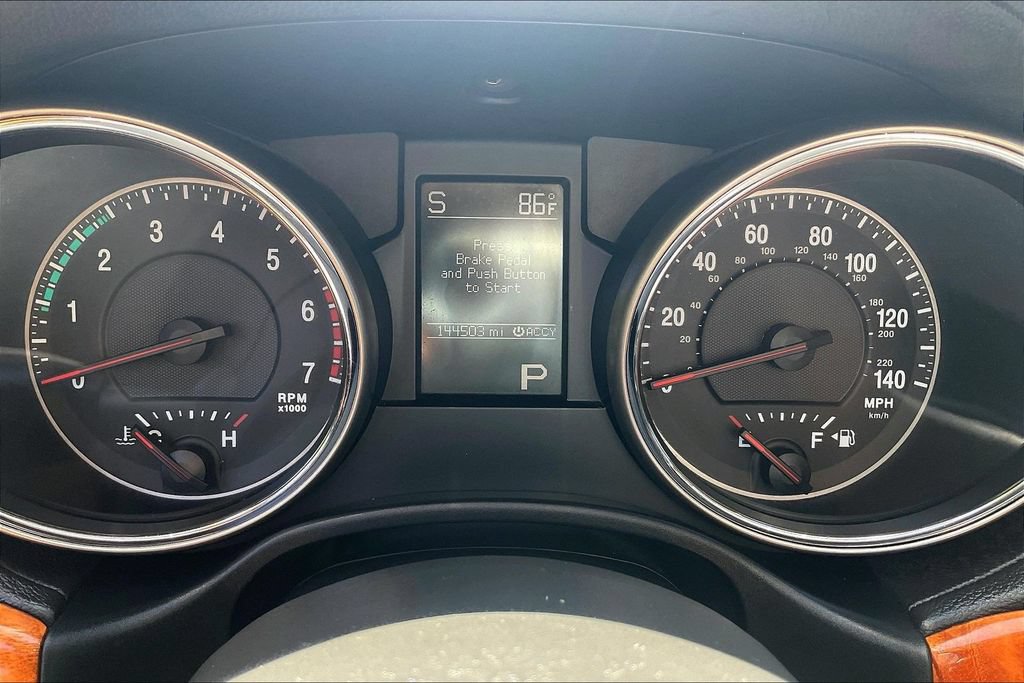 Used 2012 Jeep Grand Cherokee Overland AWD/4WD image 15