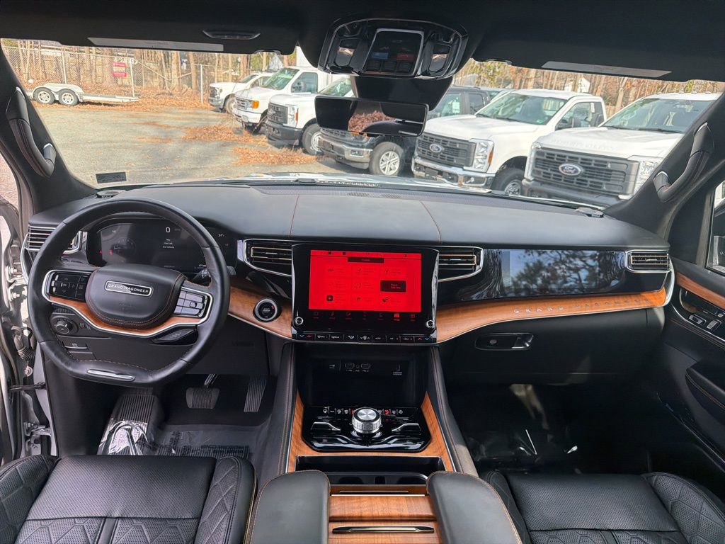 Used 2024 Jeep Grand Wagoneer L Series III image 19