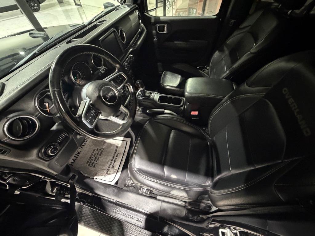 Used 2020 Jeep Gladiator Overland w/ Popular Equipment Package AWD/4WD image 17