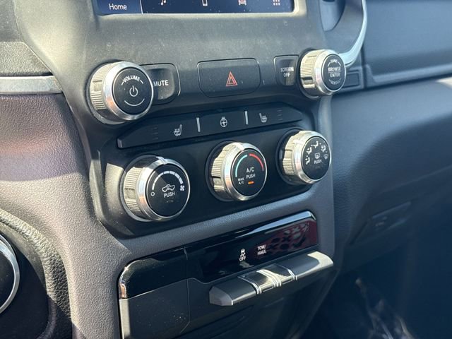 Used 2023 RAM 1500 Big Horn AWD/4WD image 18