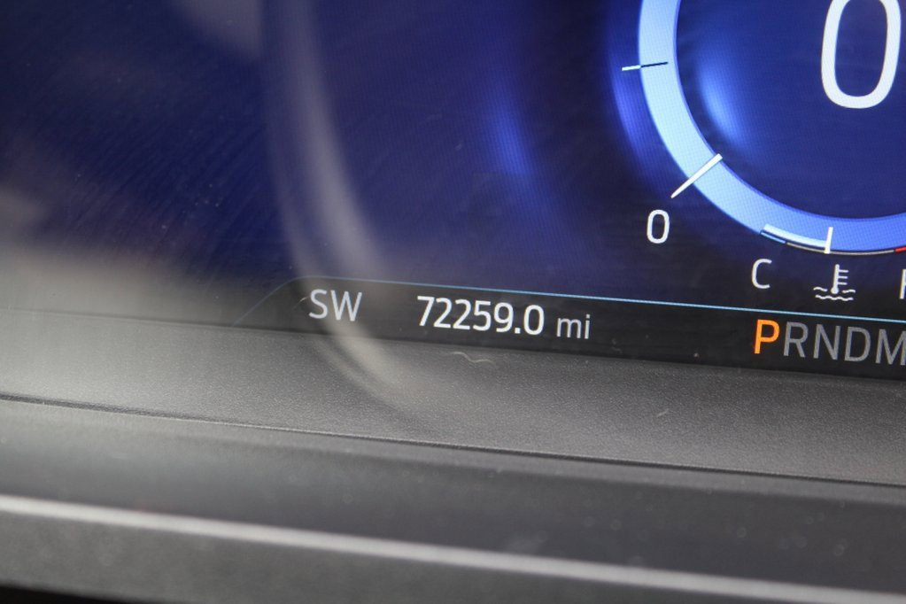 Used 2020 Ford Explorer Platinum w/ Premium Technology Package image 22