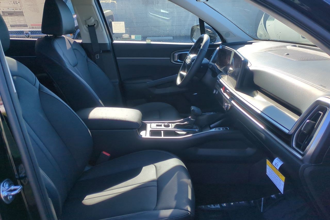 New 2026 Kia Sorento EX FWD image 25