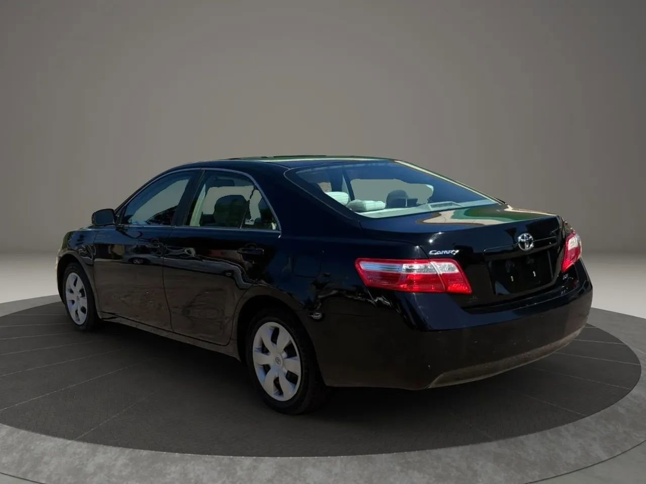 Used 2008 Toyota Camry LE image 7