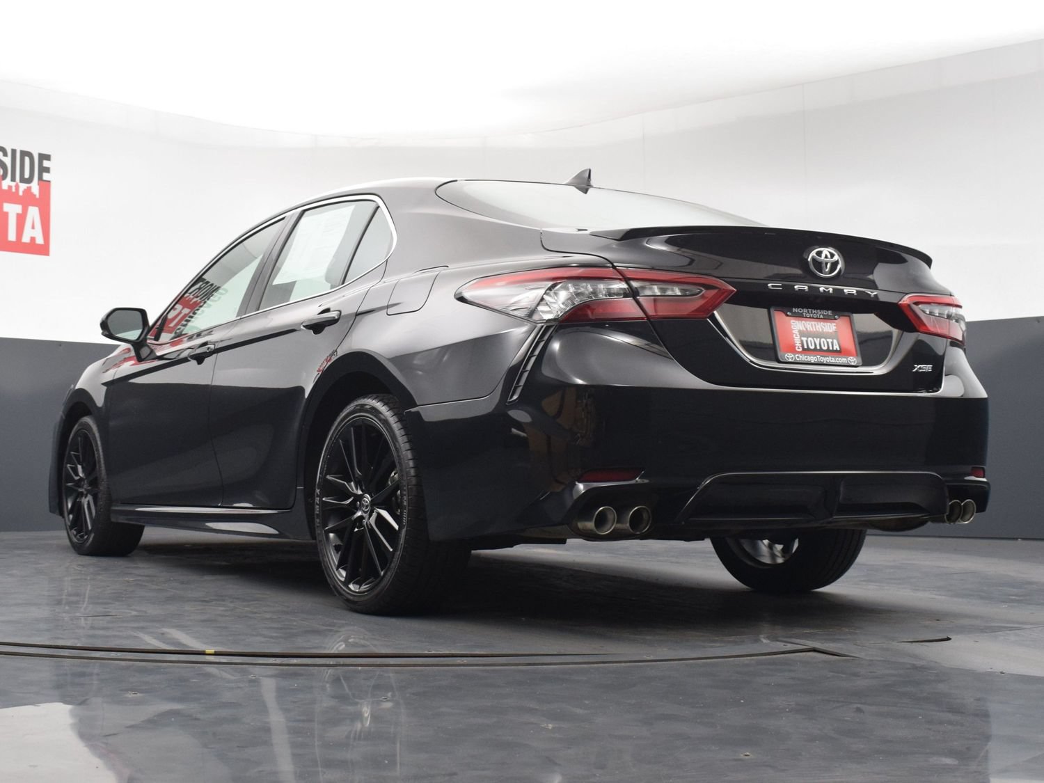 Used 2024 Toyota Camry XSE FWD image 29