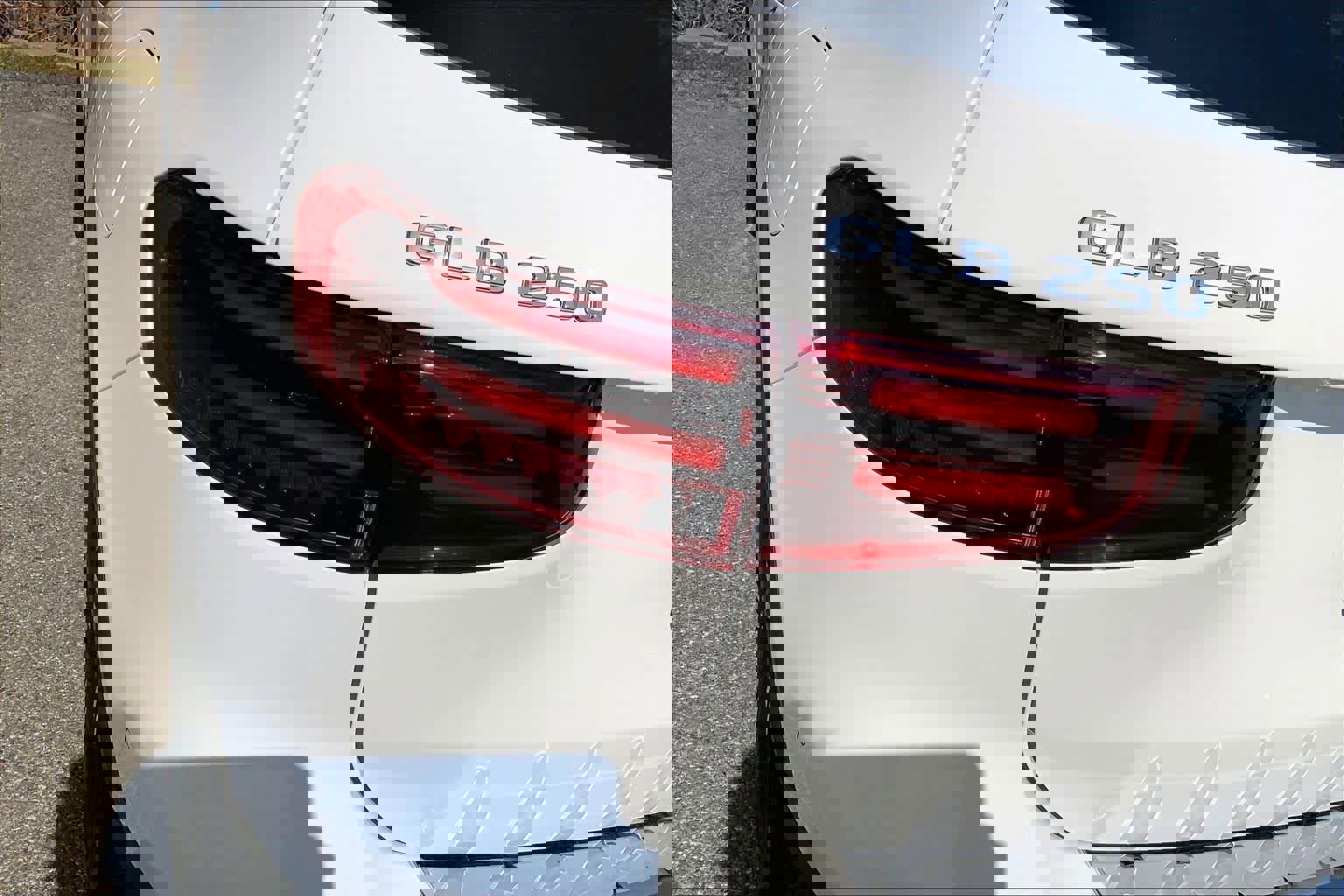 New 2026 Mercedes-Benz GLB 250 4MATIC image 18