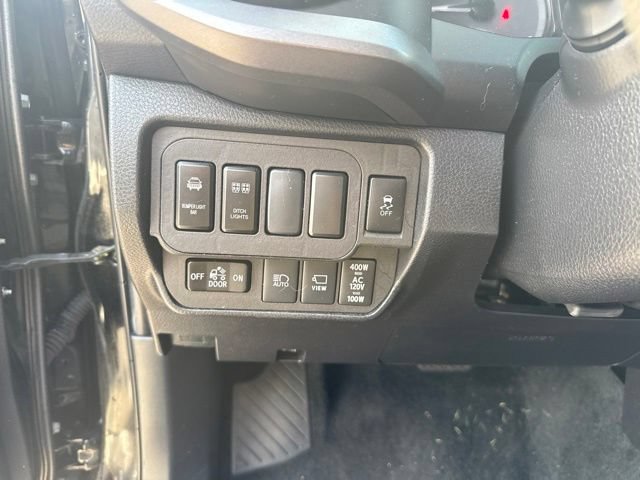 Used 2023 Toyota Tacoma TRD Off-Road w/ TRD Premium Off Road Package AWD/4WD image 21