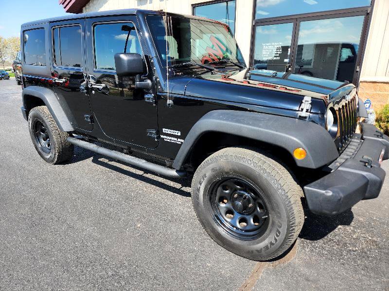 Used 2012 Jeep Wrangler Unlimited Sport image 2