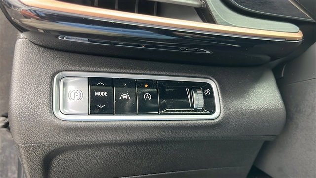 Certified 2025 Buick Envision Sport Touring image 14