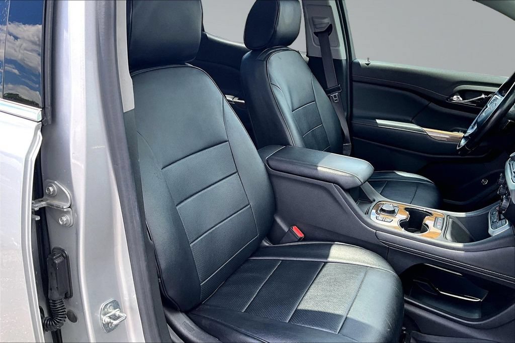 Used 2020 GMC Acadia SLE w/ Driver Convenience Package AWD/4WD image 7