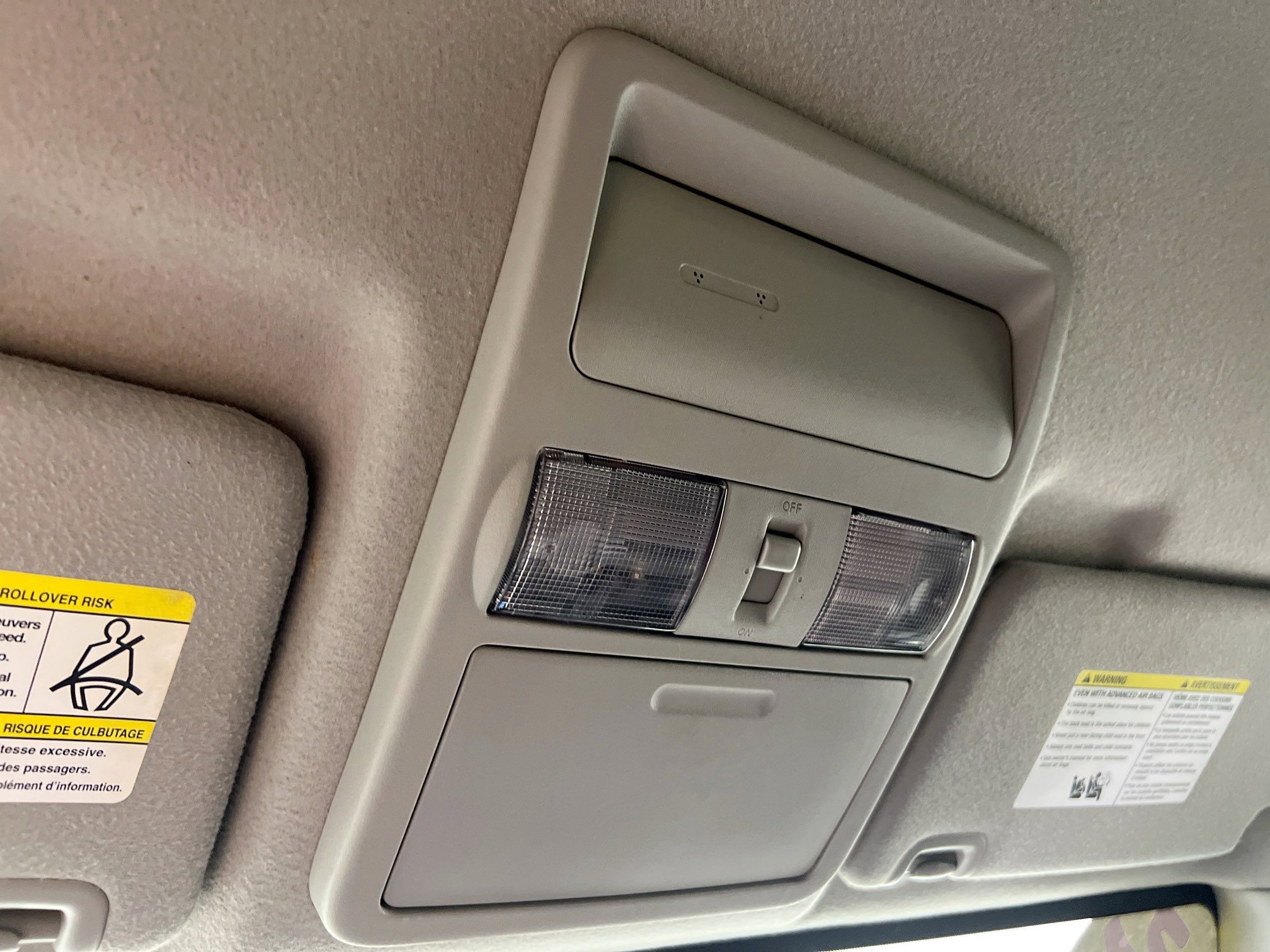 Used 2021 Nissan Frontier SV w/ Midnight Edition Floor Mats image 22