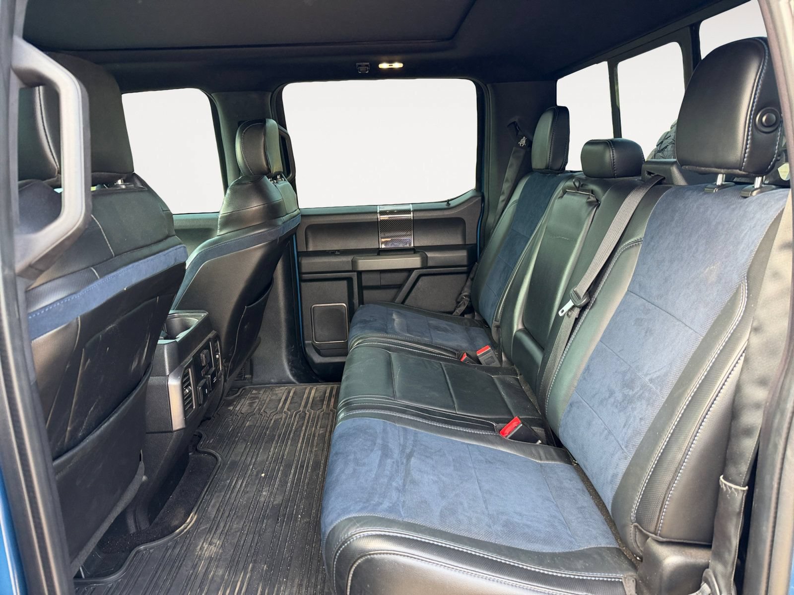 Used 2019 Ford F150 Raptor w/ Equipment Group 802A Luxury AWD/4WD image 13
