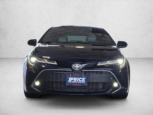 Used 2019 Toyota Corolla XSE FWD image 2
