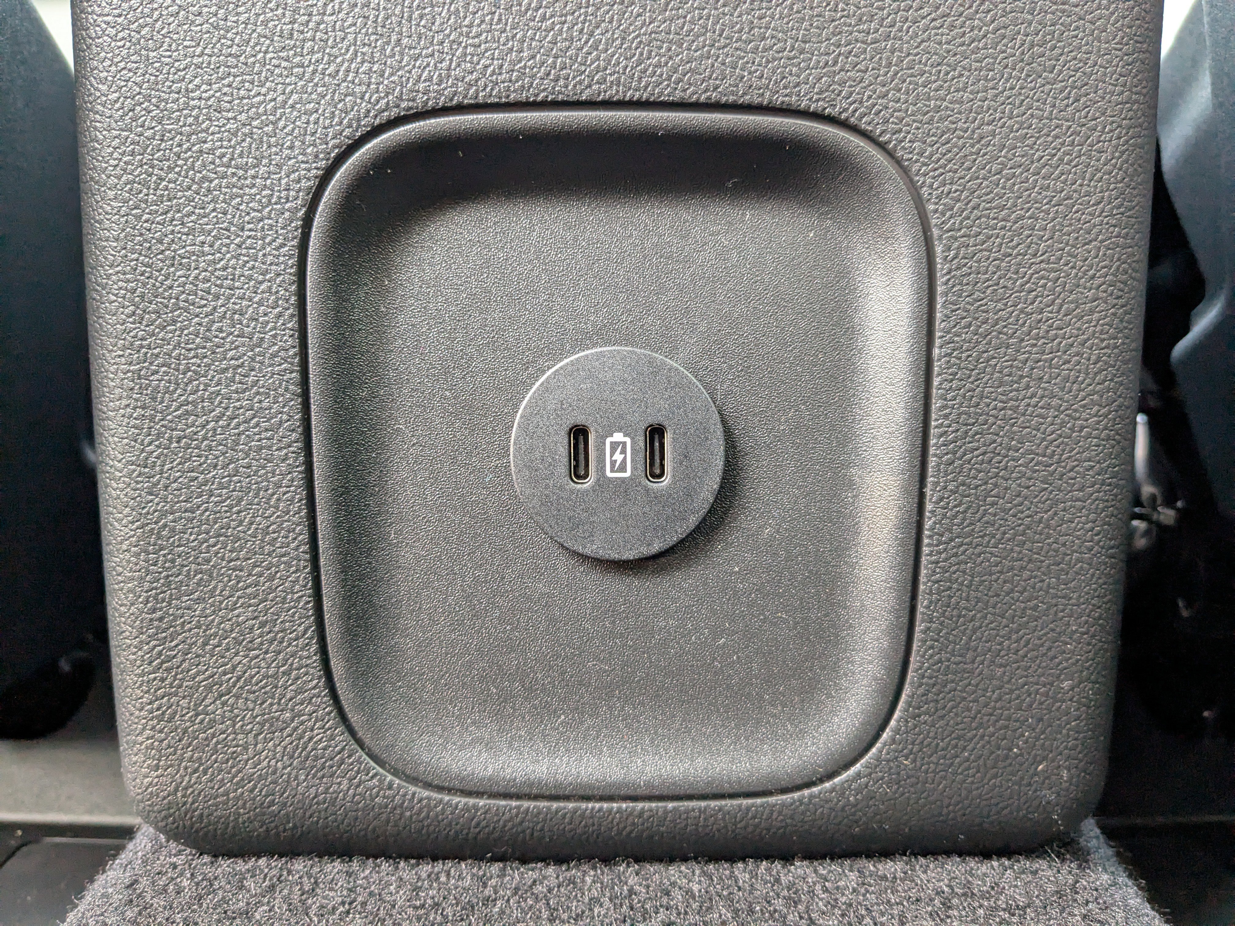 New 2025 Ford Escape SE image 16