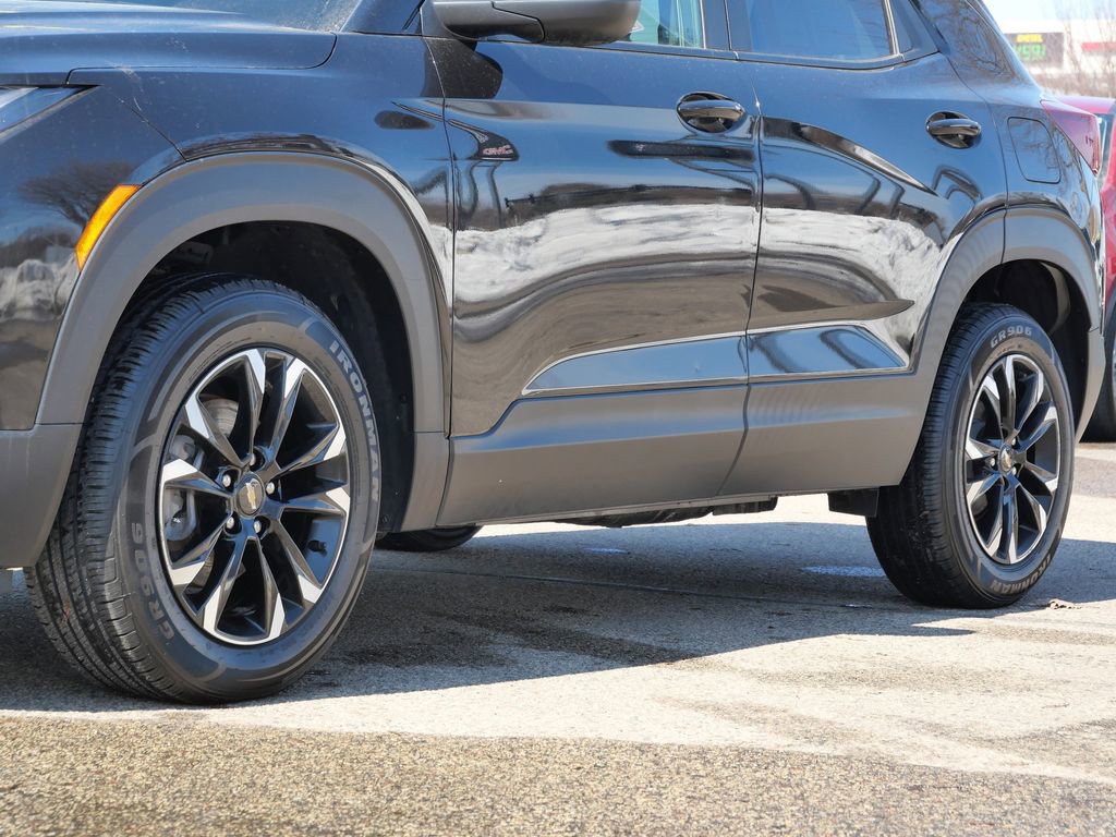 Used 2023 Chevrolet TrailBlazer LT w/ Convenience Package image 5