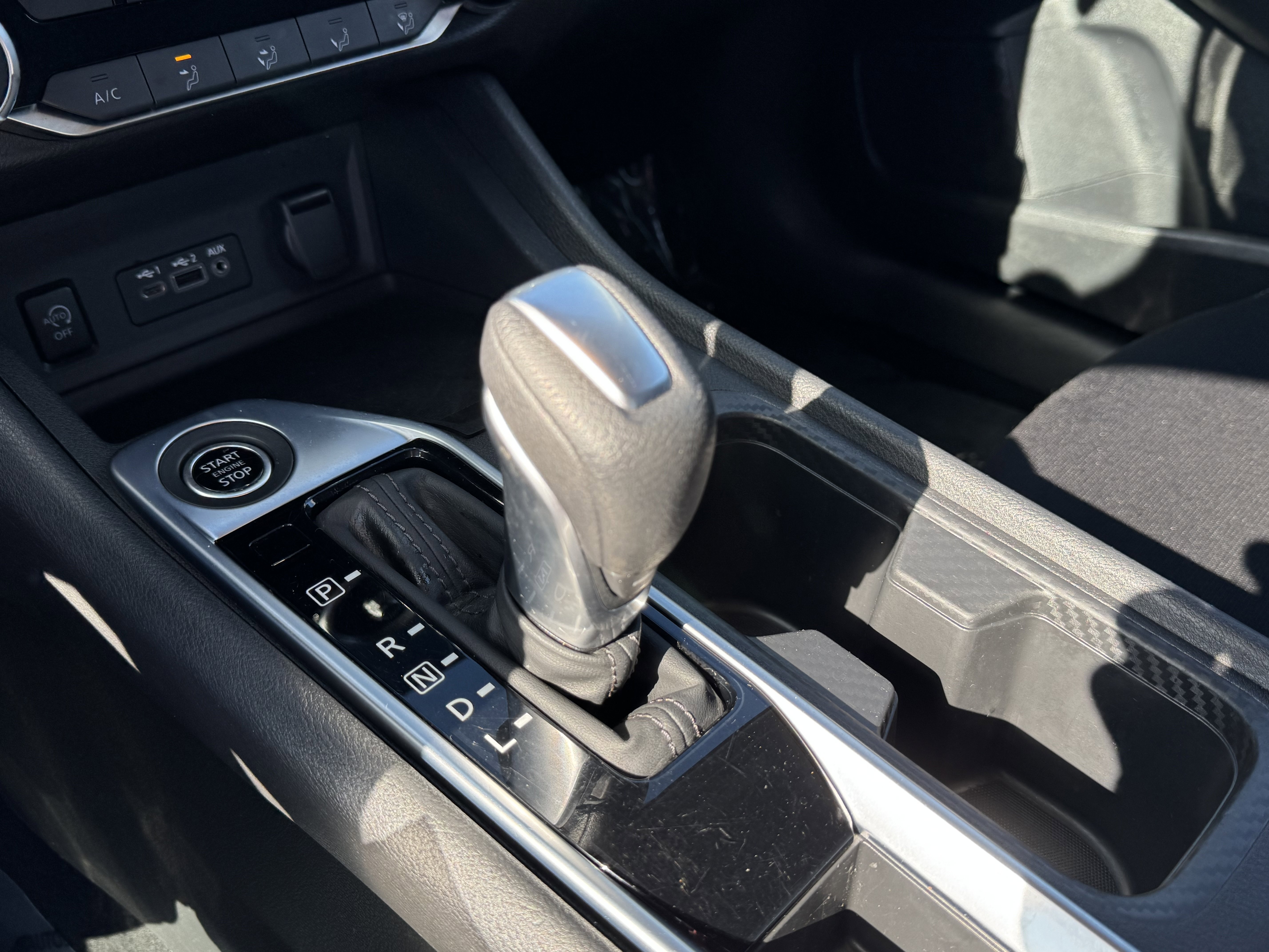 Used 2025 Nissan Sentra SV image 26