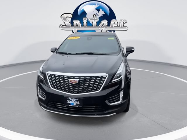 Used 2025 Cadillac XT5 Premium Luxury FWD image 3