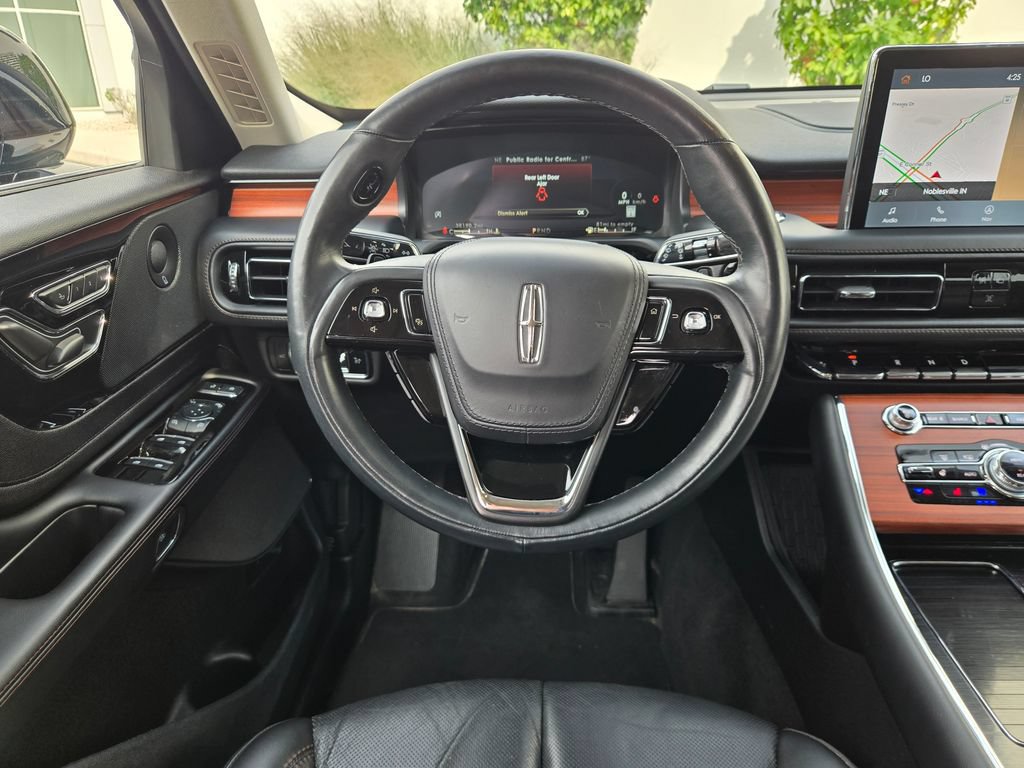 Used 2024 Lincoln Aviator Reserve AWD/4WD image 44